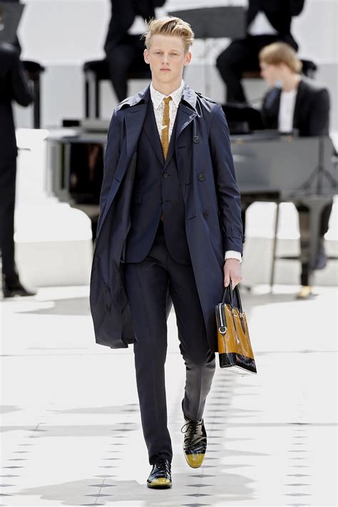 burberry 2016 spring|Burberry Spring 2016 Menswear Collection .